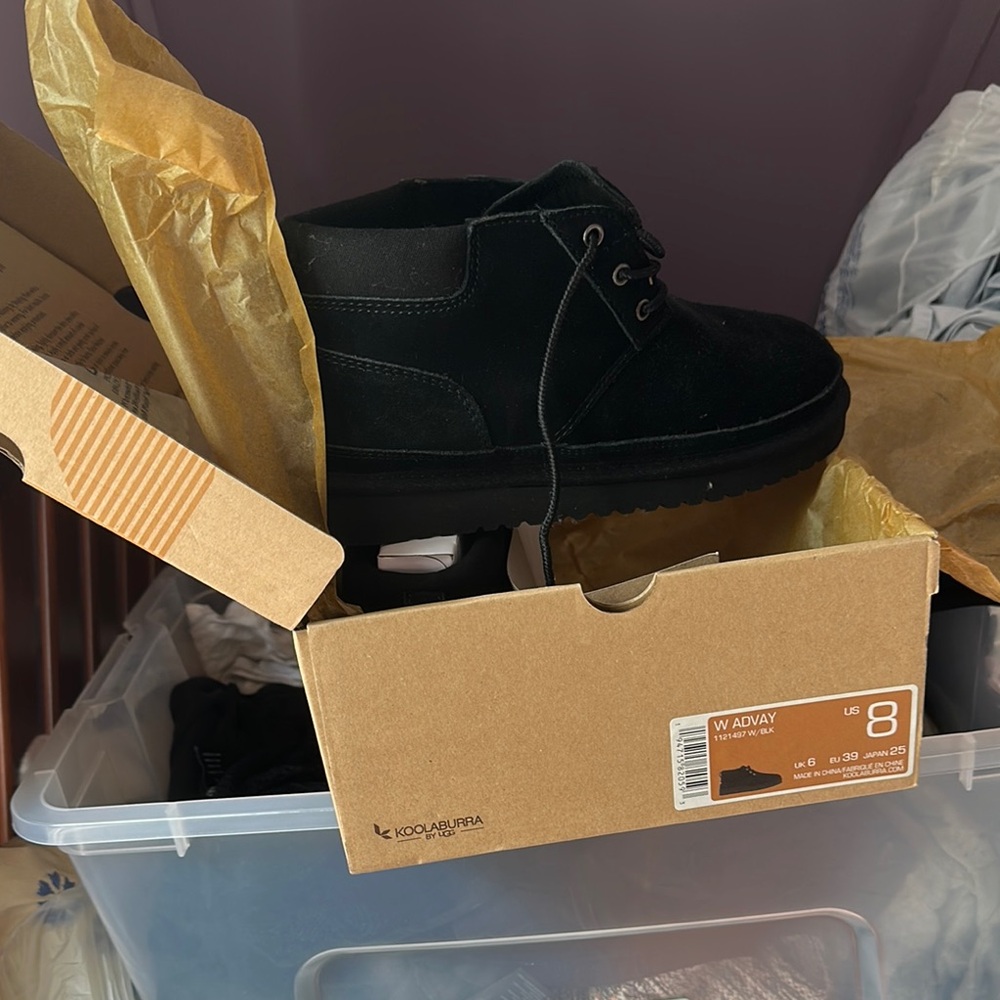Koolaburra Black Lace-Up Shoes